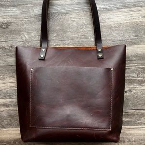 Portland Leather Cognac Classic Tote Medium